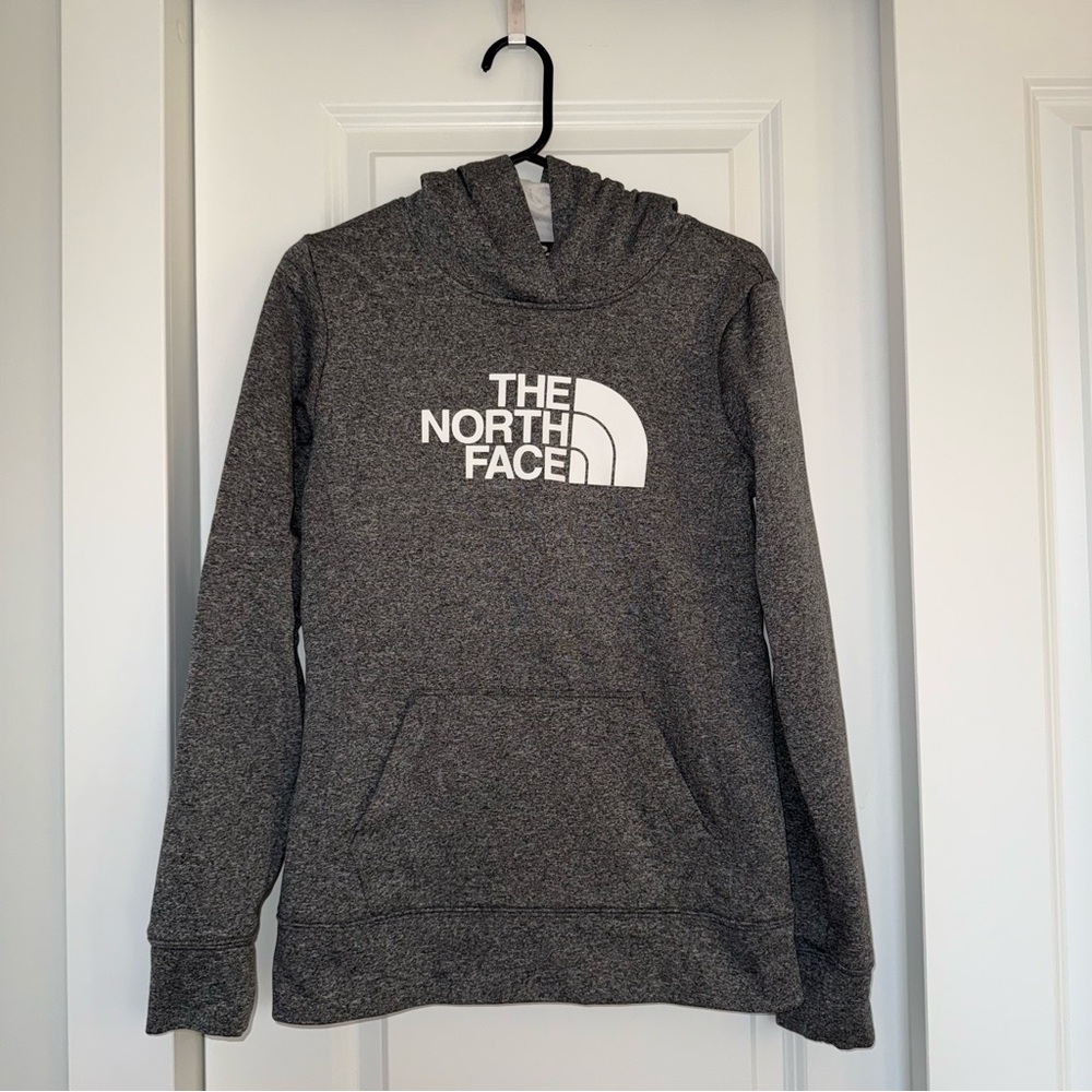 The North Face Gray Sweatshirt Women’s Small Logo Pullover